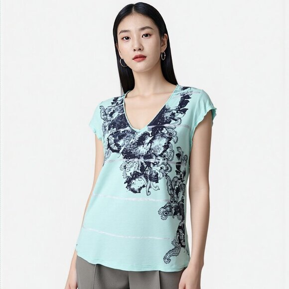 Chaps V-Neck Tee Medium Green Black Floral Striped Shirt Preppy Casual Top Y2K - Picture 1 of 7